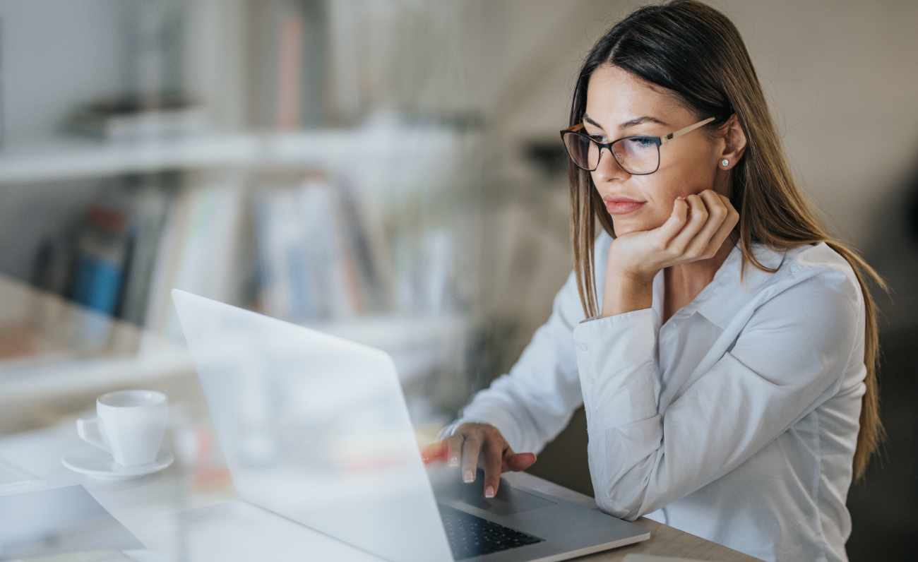 Woman reading ecommerce marketing email